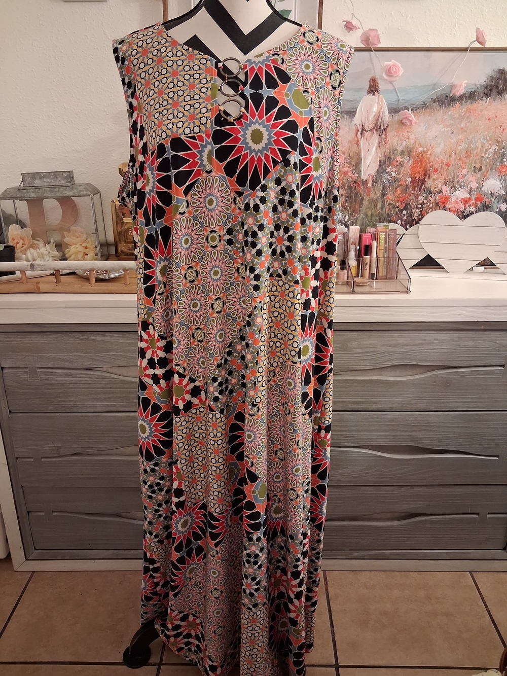 Sleeveless Geometric Floral Maxi Dress in Black and Pink